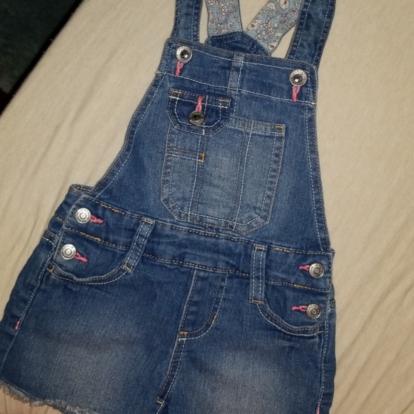 GIRLS BLUE JEAN OVERALLS SIZE XS 4-5 - Picture 3 of 4